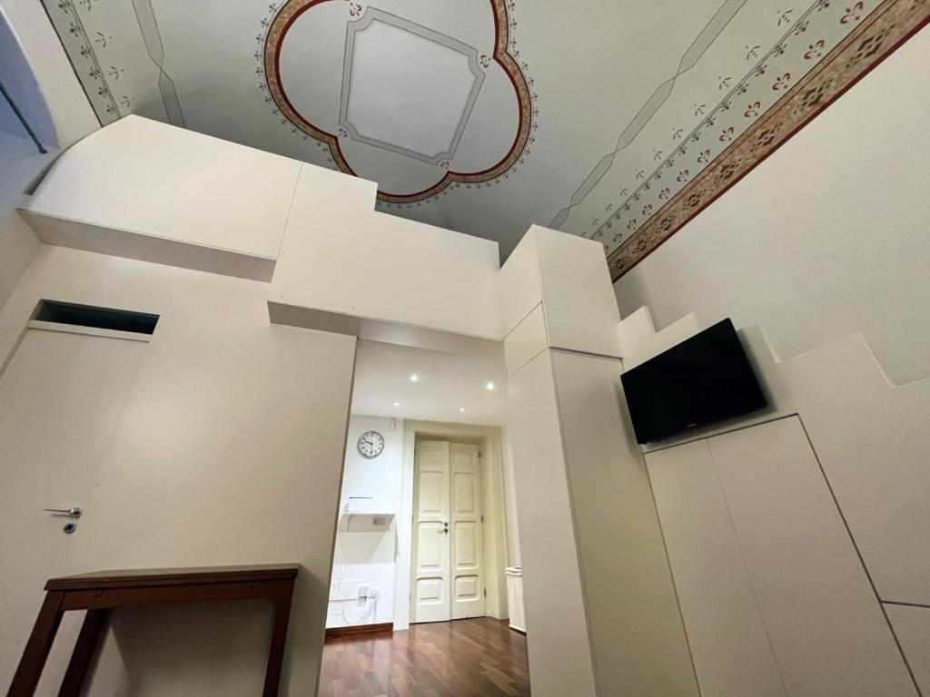Visconti 89-Duplex Suite Барі Екстер'єр фото