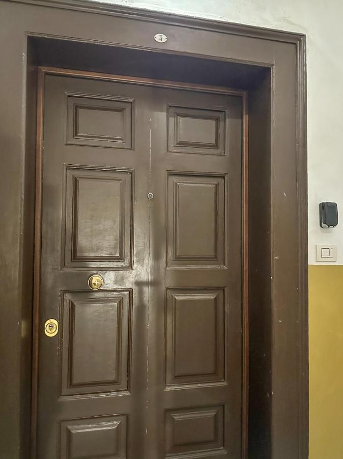 Visconti 89-Duplex Suite Барі Екстер'єр фото