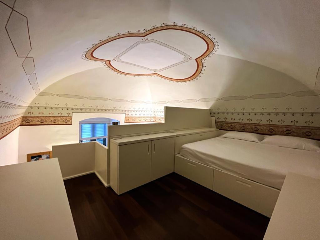 Visconti 89-Duplex Suite Барі Екстер'єр фото